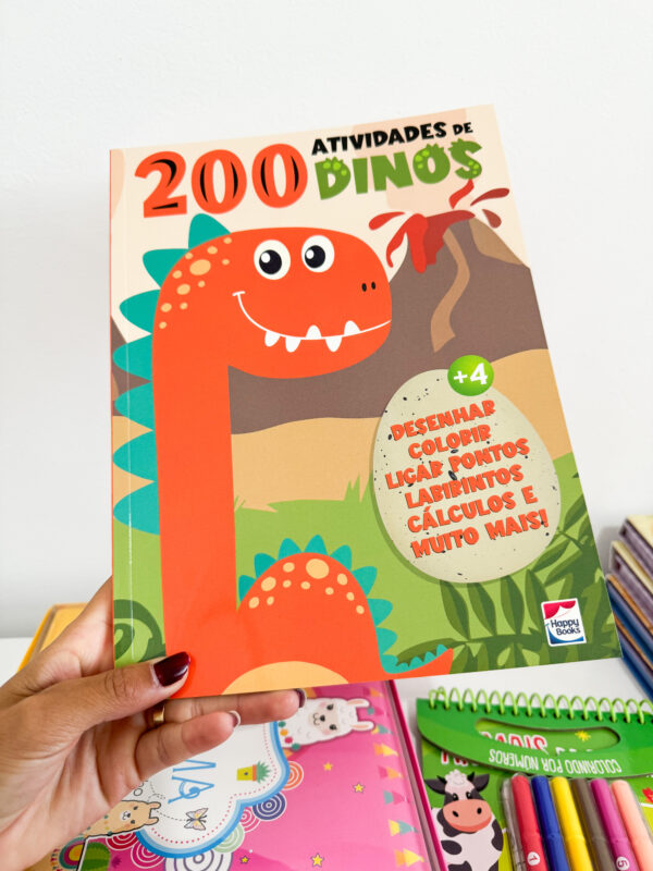 200 atividades de Dinossauros | Happy Books